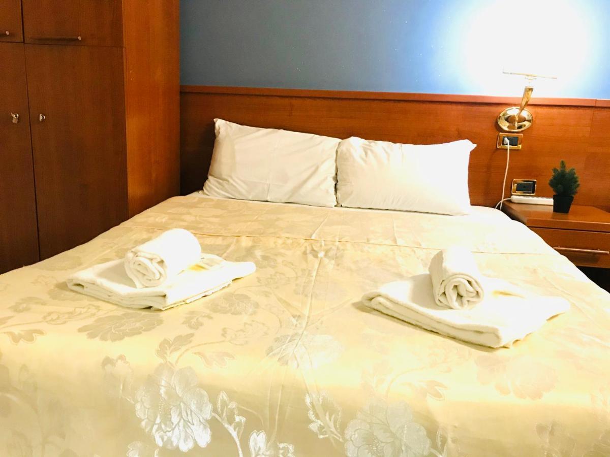 Holiday Rome Termini Otel Dış mekan fotoğraf