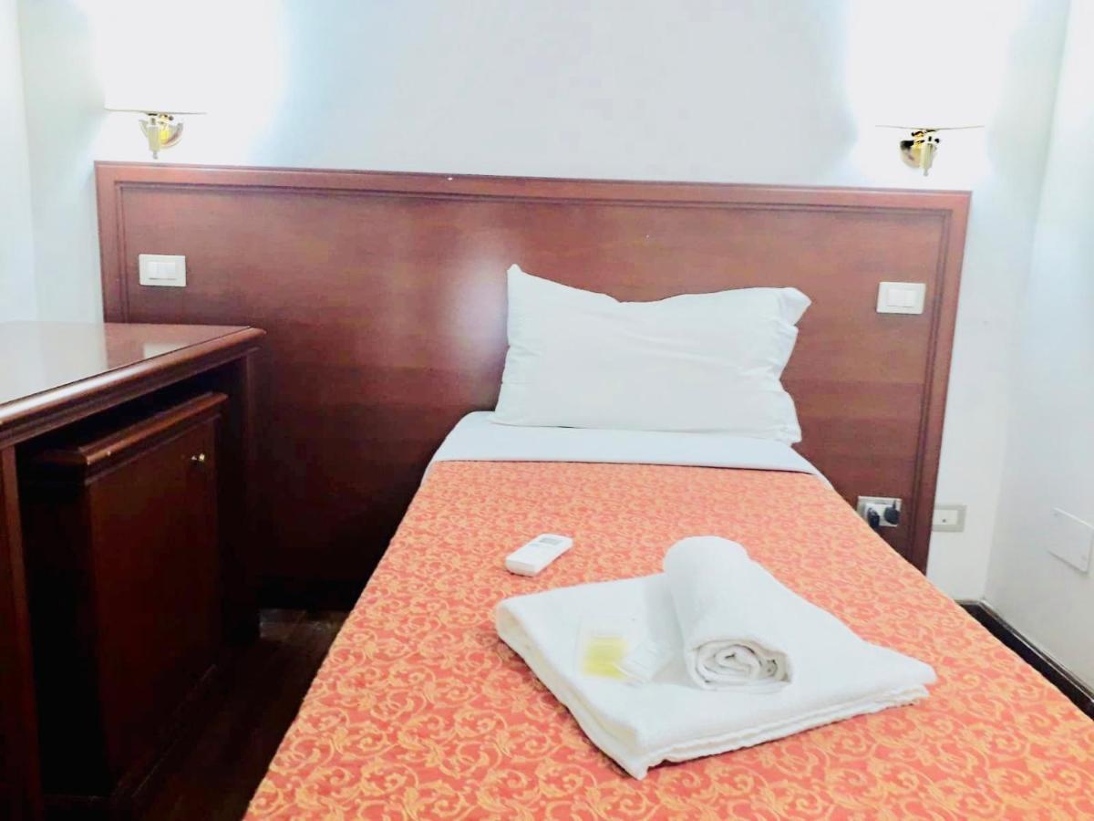 Holiday Rome Termini Otel Dış mekan fotoğraf